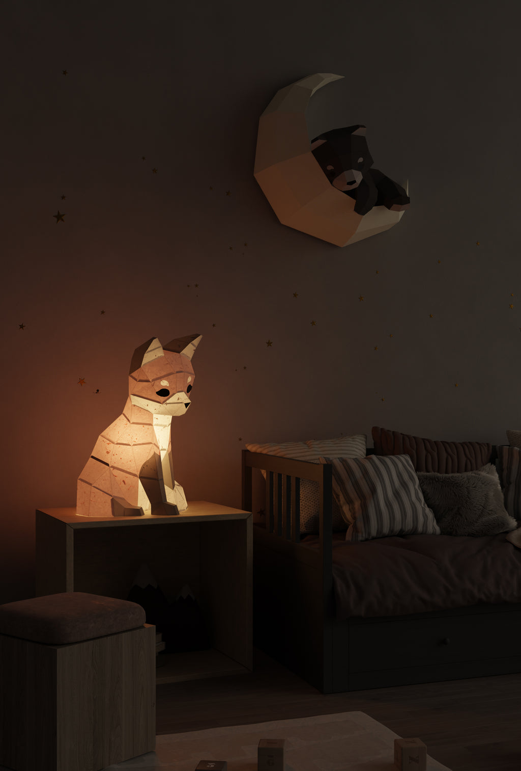 mise en situation dans une chambre d'enfant de la veilleuse renard et de l'applique murale ourson