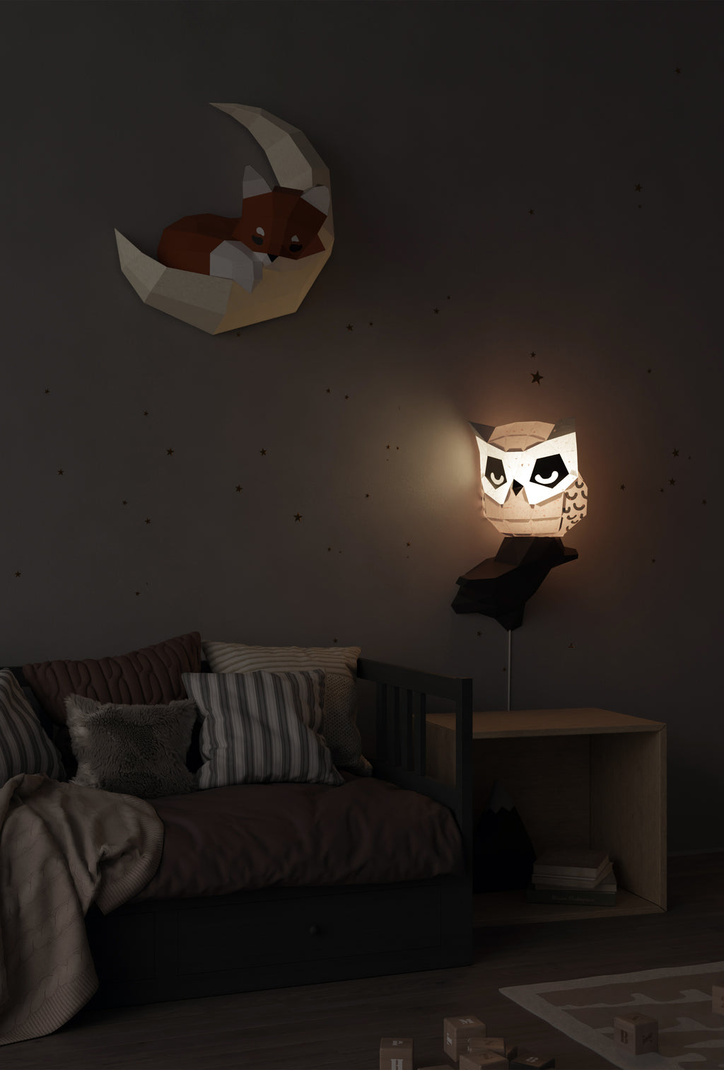mise en situation dans une chambre d'enfant de la veilleuse hibou et de l'applique murale renard